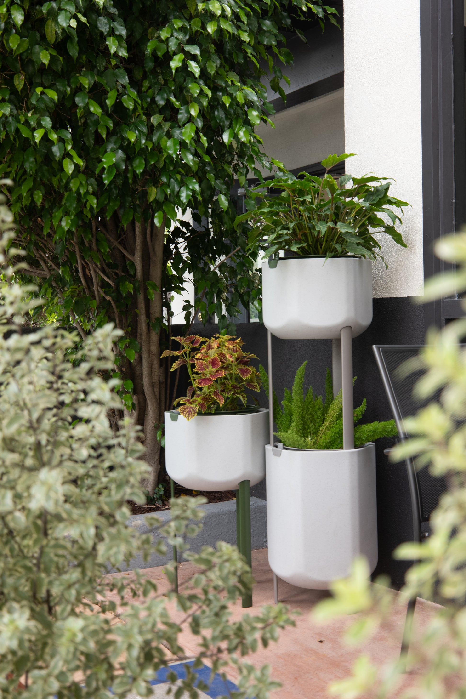 self watering white planter Smaller, Stone White Self-Watering Planter – Marly Garden